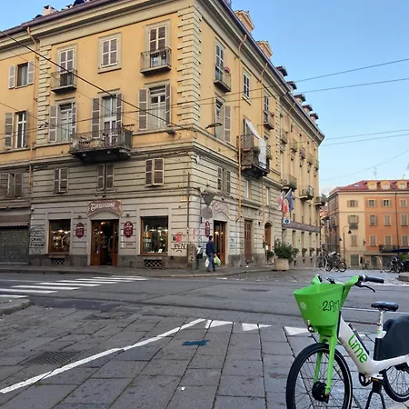Borgo Dora 1 *