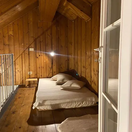 Borgo Dora 1